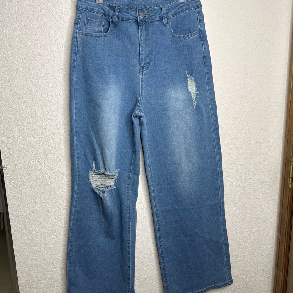 Women’s Wide Leg High Waisted Distressed Blue Jeans Size L